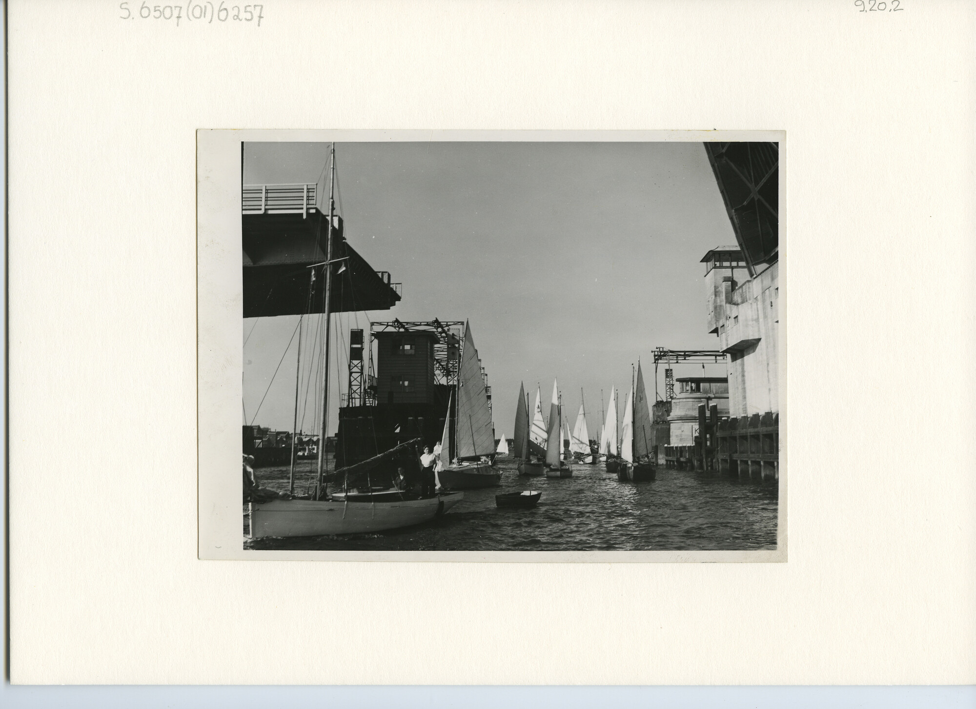 S.6507(01)6257; Foto van Dortsche brug; foto