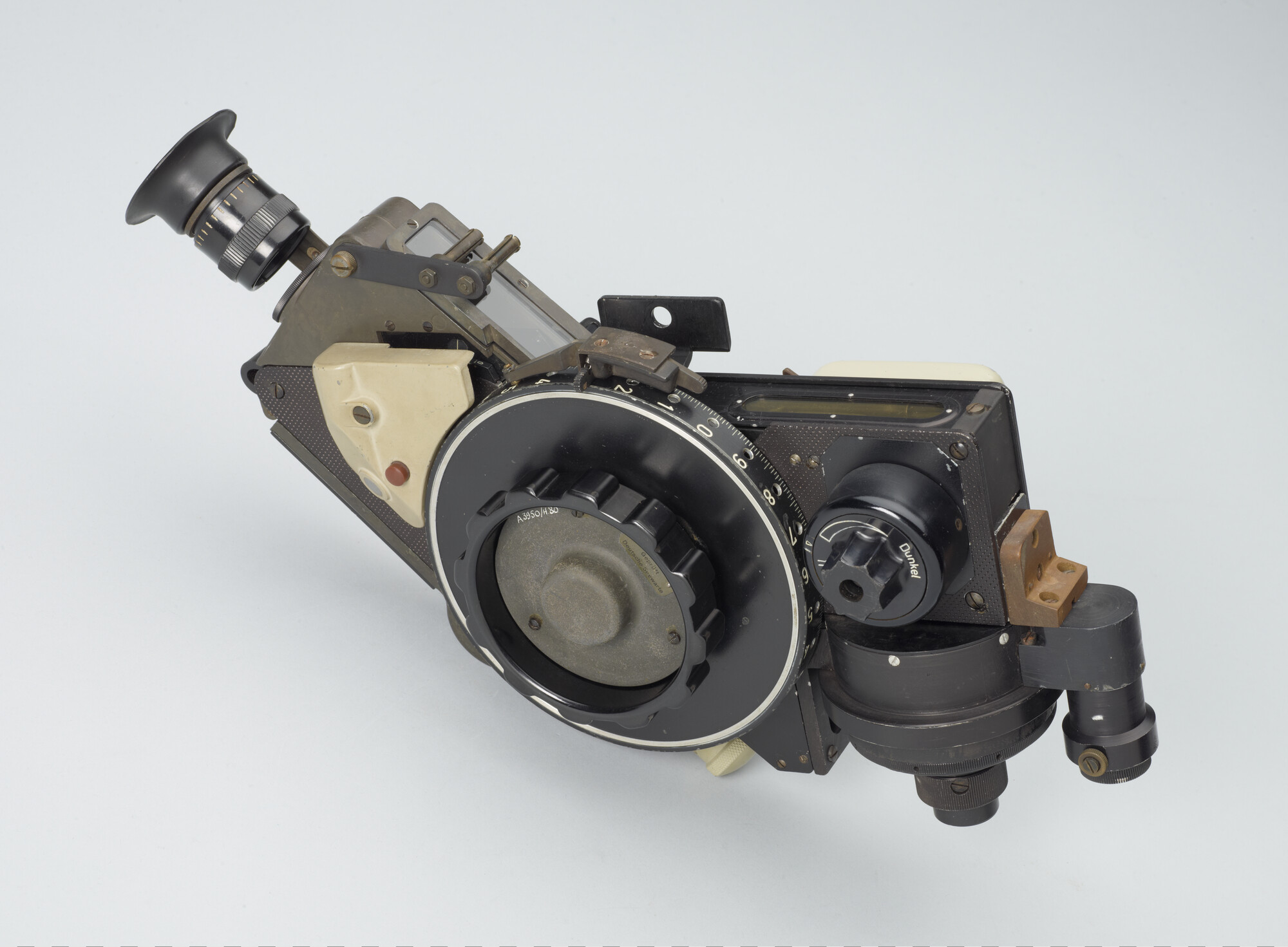 A.3950(35); Gyrosextant door Carl Plath, Hamburg, ca. 1943; sextant