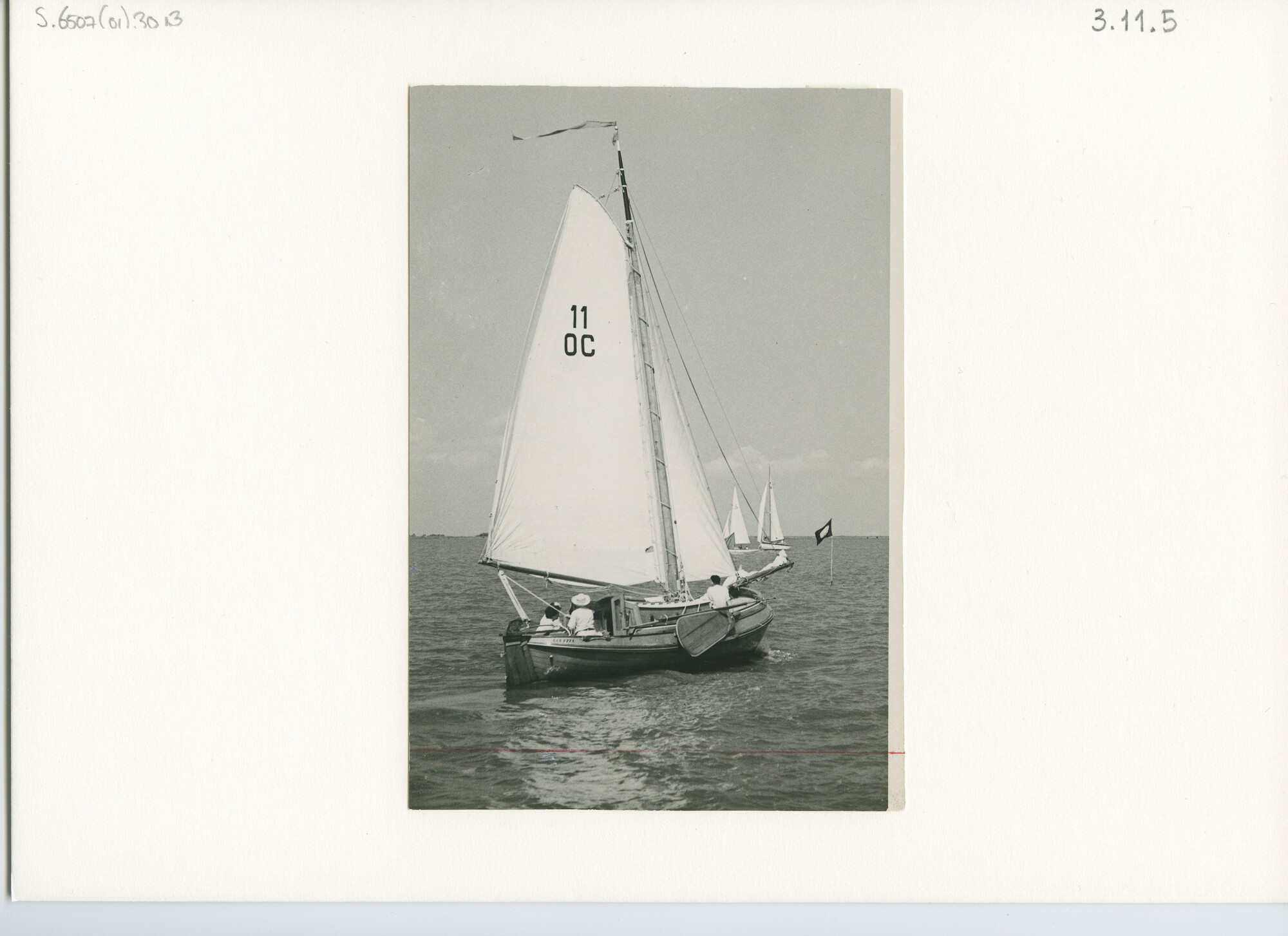 S.6507(01)3013; De Vollenhovensde bol Goetzee, 11 OC, van achteren gezien; foto