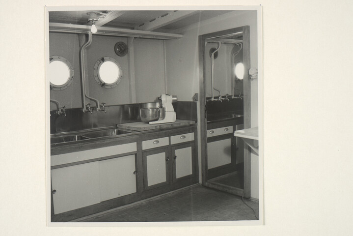 S.5219(12)0115; Interieurfoto's van het Finse vrachtschip ss. Pamilo; fotoreportage