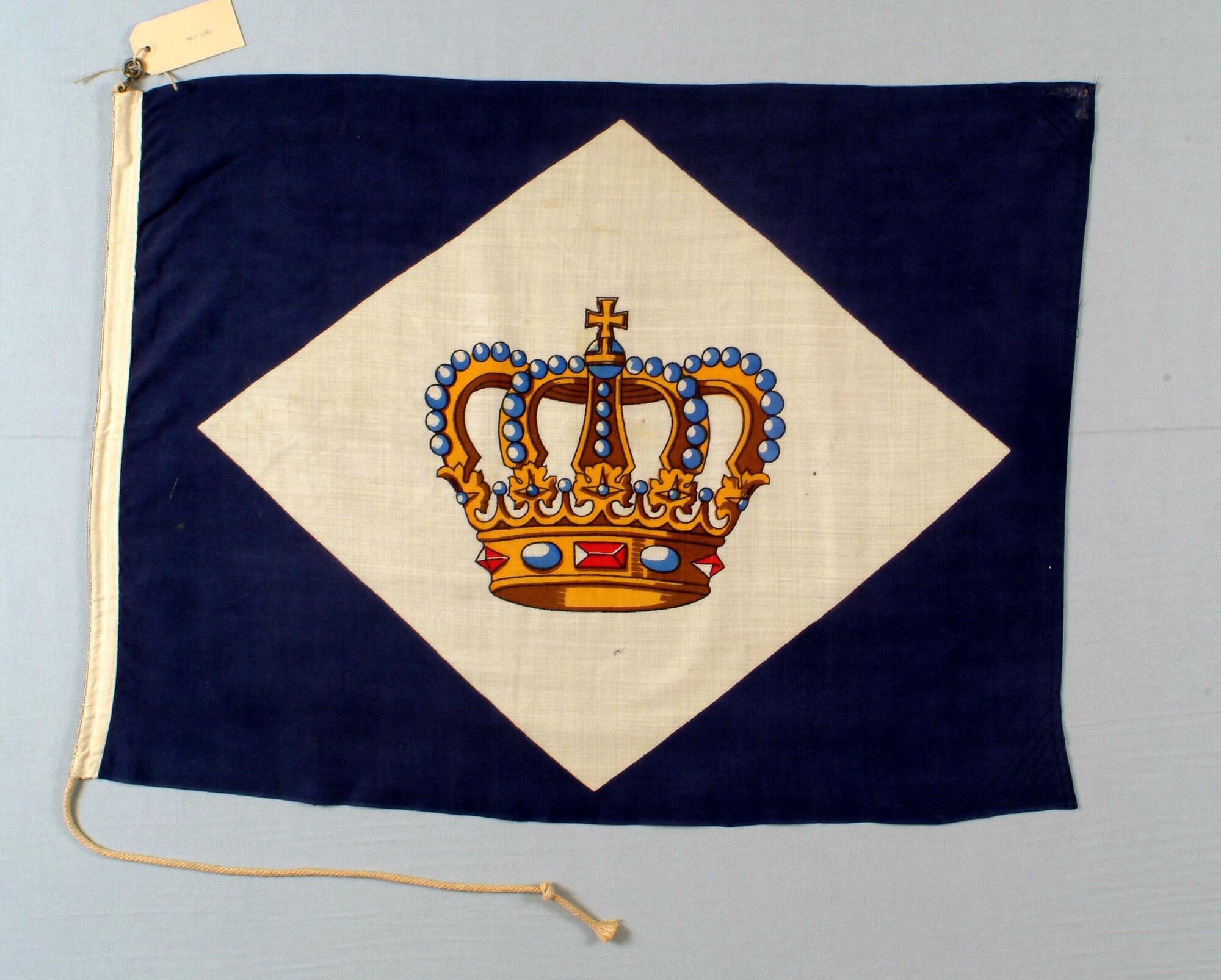 1995.1125; Rederijvlag van de 'Koninklijke Nederlandsche Stoomboot Maatschappij' te Amsterdam; vlag