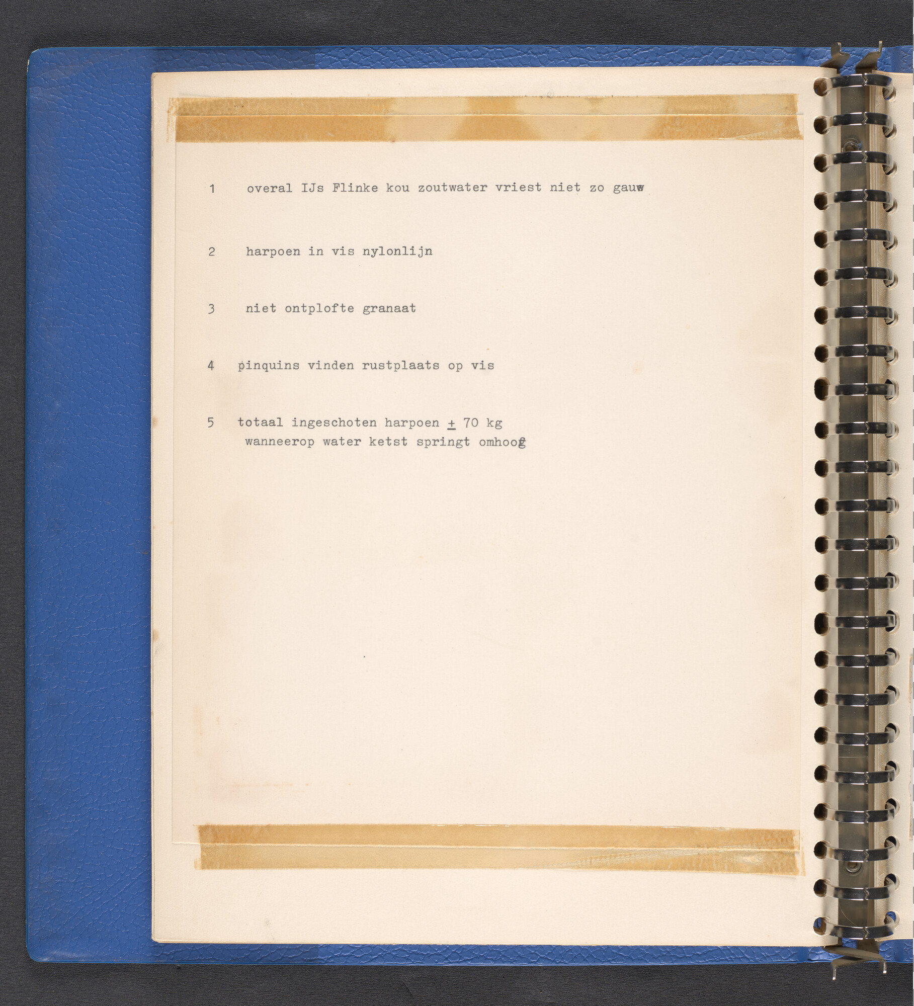 2022.1516; Multomap met foto's gemaakt tijdens reizen van walvisfabrieksschip Willem Barendsz (I), seizoenen 1947-'48 t/m 1950-'51; fotoalbum
