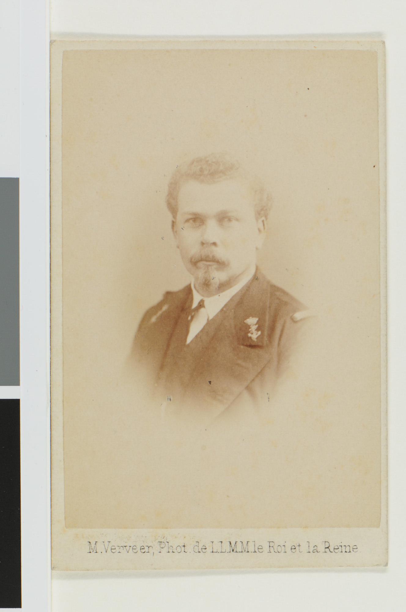 S.0653(16)39; Portretfoto van J.J. Engelvaart (1839-1873), luitenant ter zee; foto