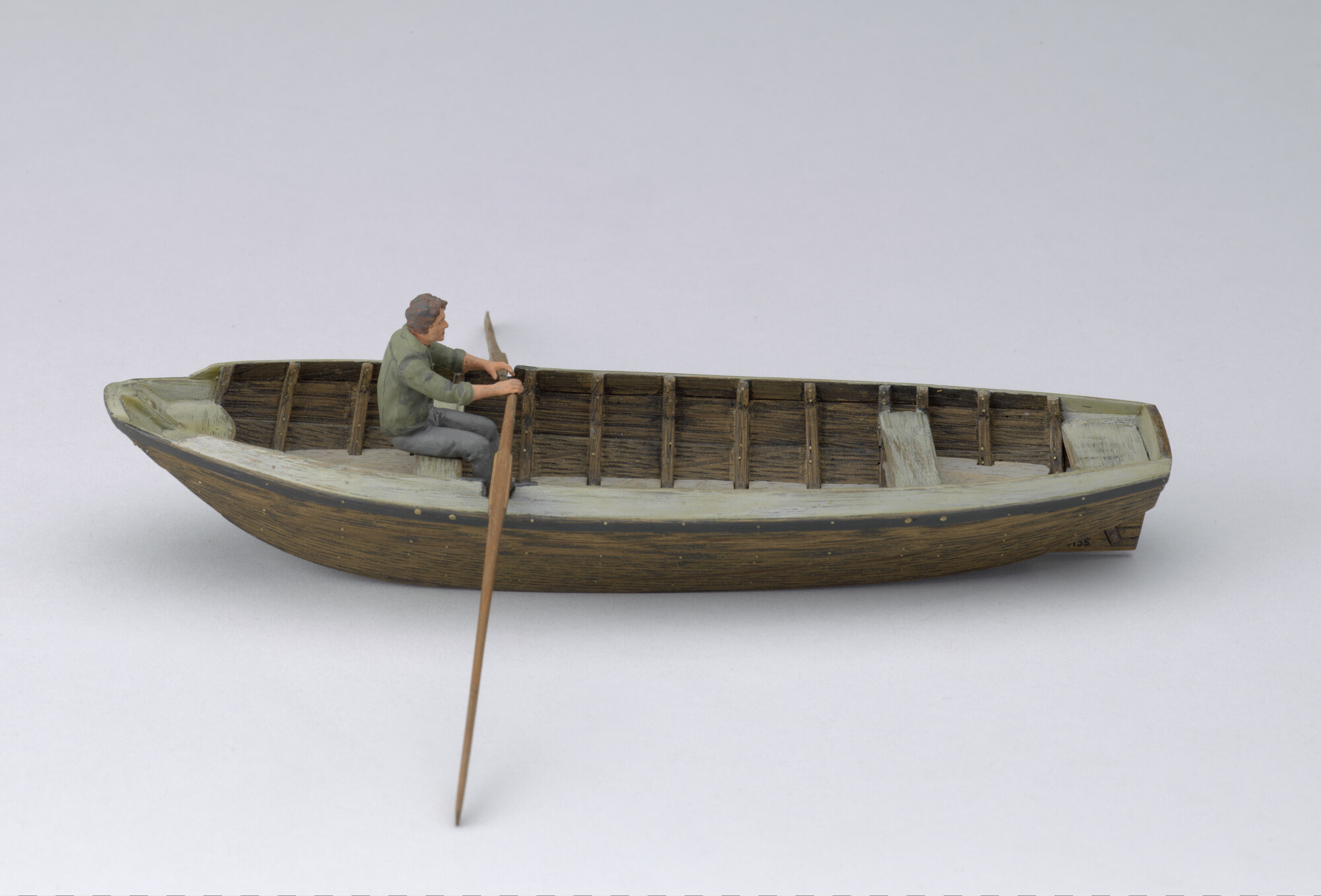 2012.0155; Model van een grote Hollandse roeiboot (Zeeuws type); scheepsmodel