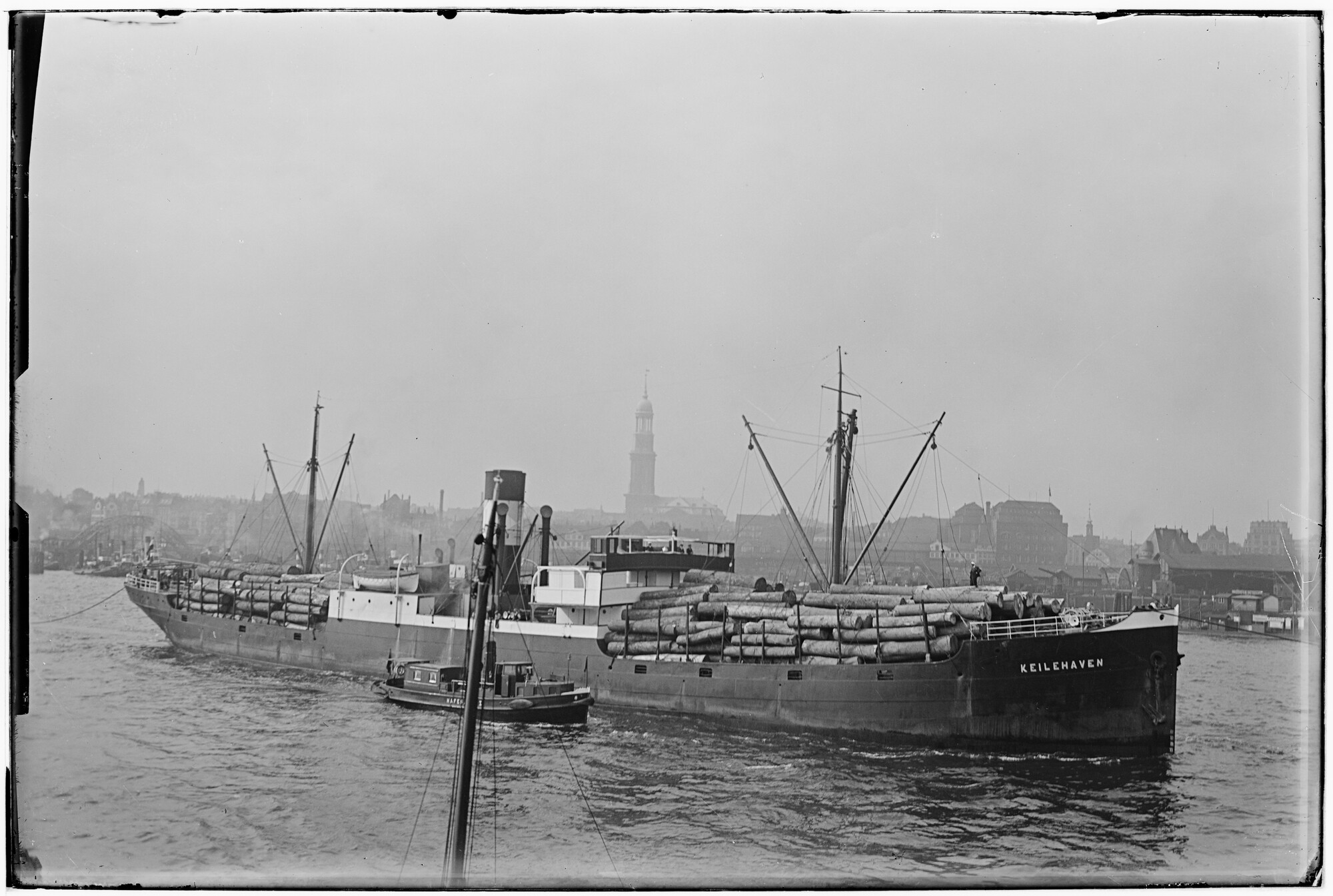2018.1334; Glasnegatief van het vrachtschip Keilehaven (Nederland, 1919); glasnegatief