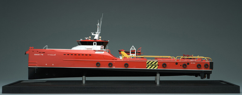 2012.1257; Model van het werkschip Esnaad 712; scheepsmodel