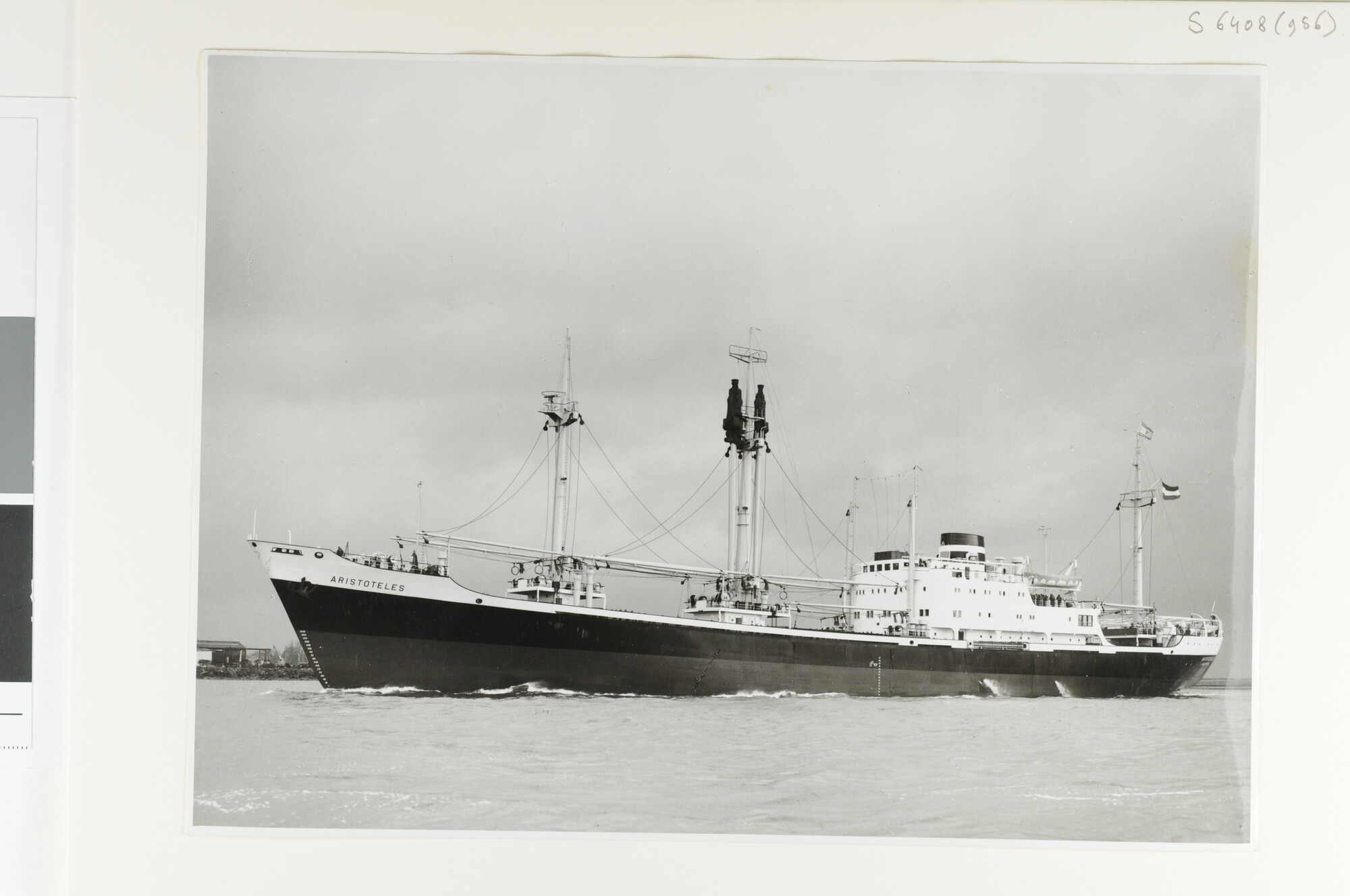 S.6408(0956); Het vrachtschip ms. Aristoteles van de KNSM; foto