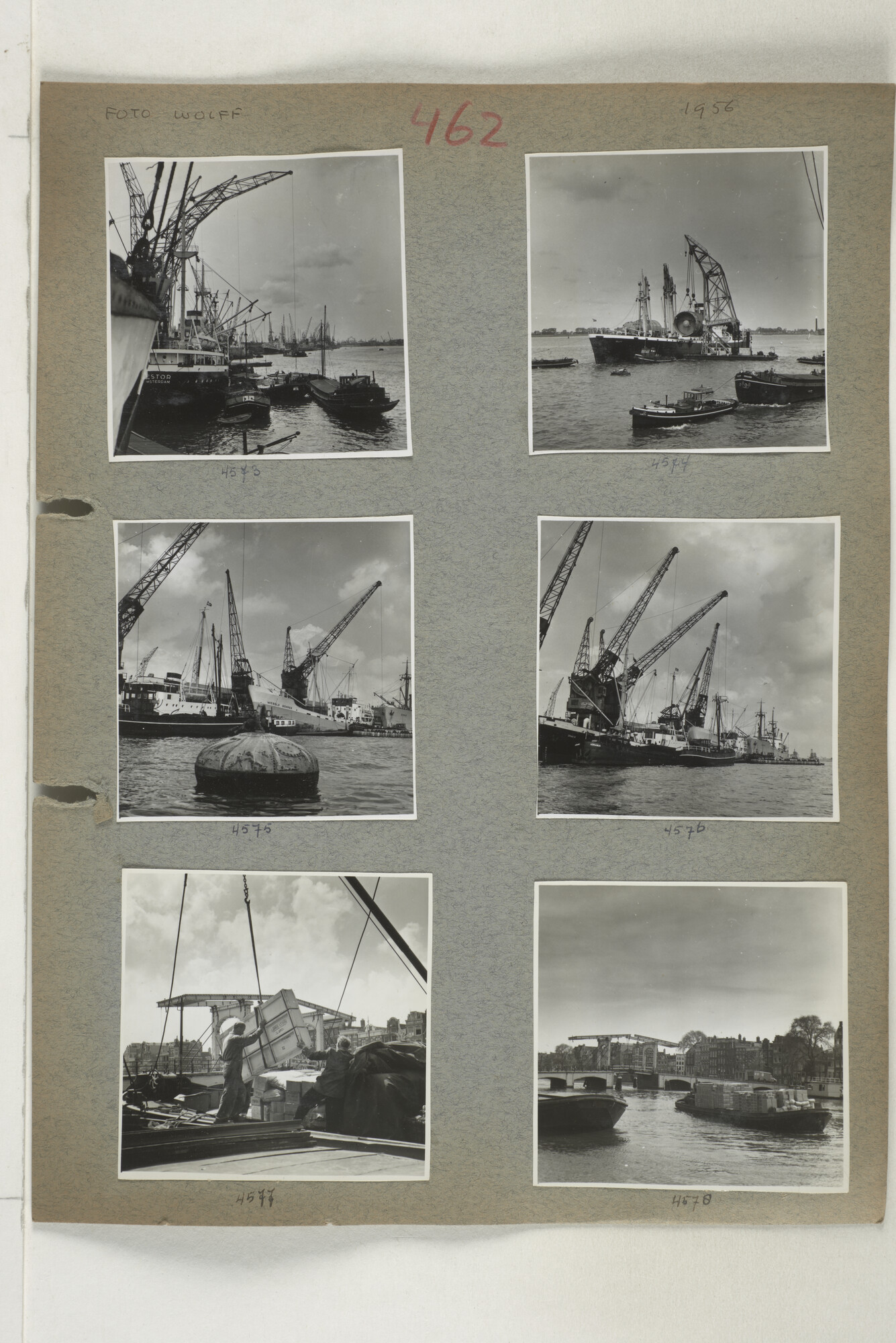 1998.2183; Omslag (voorheen ordner) met een grote hoeveelheid proef foto's van de haven en de stad van Amsterdam; omslag