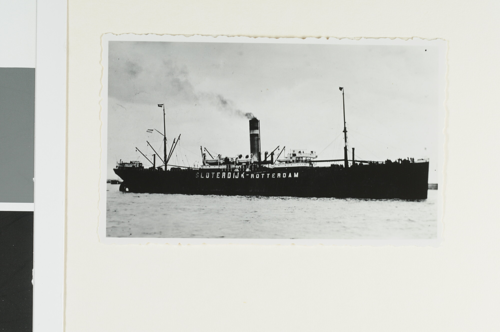 S.4380(04)522; Het vrachtschip ss. Sloterdijk van de Holland-Amerika Lijn [...]; foto