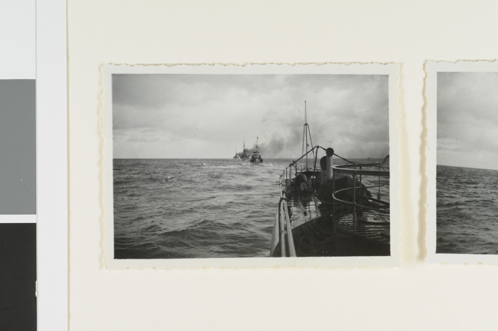 A.2867(01)093; Het oefeneskader, bestaande uit het pantserschip Hr.Ms. 'Hertog Hendrik', de; foto