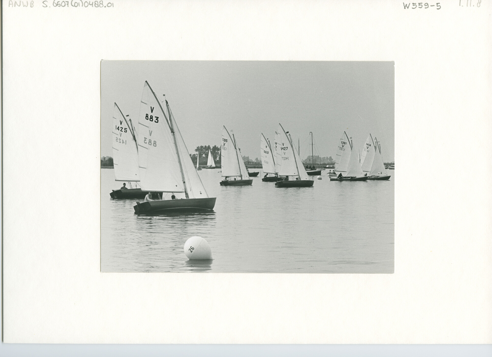 S.6507(01)0488.01; Foto van het Nederlands Kampioenschap Vrijheid 1968 op het Sneekermeer [...]; foto