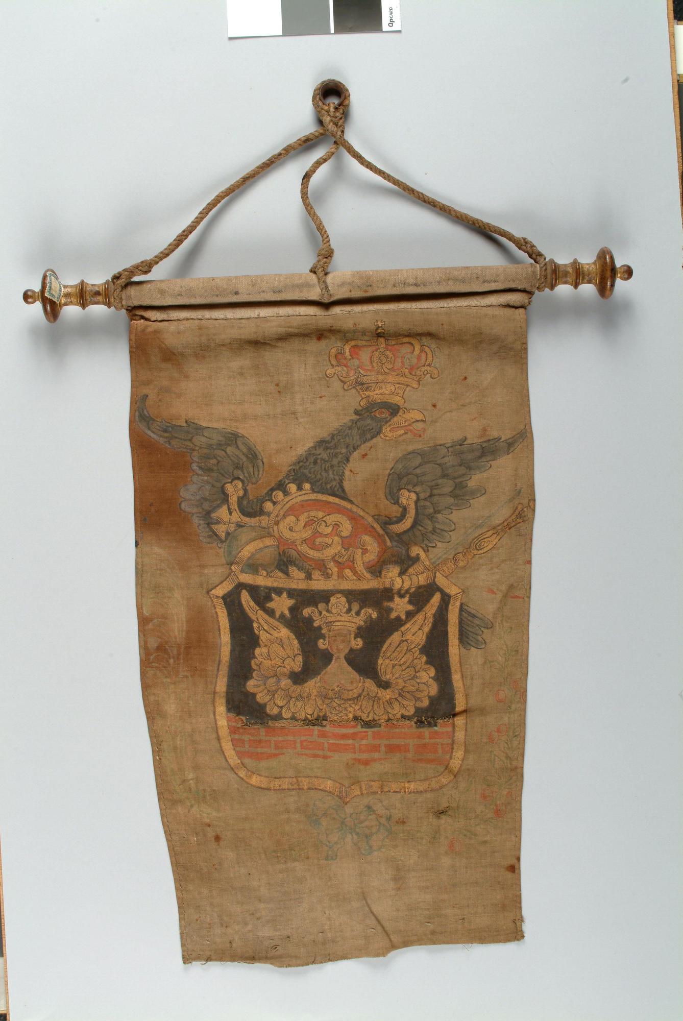 A.0149(0027)b; Fragment van een wimpel met het wapen van Emden; wimpel