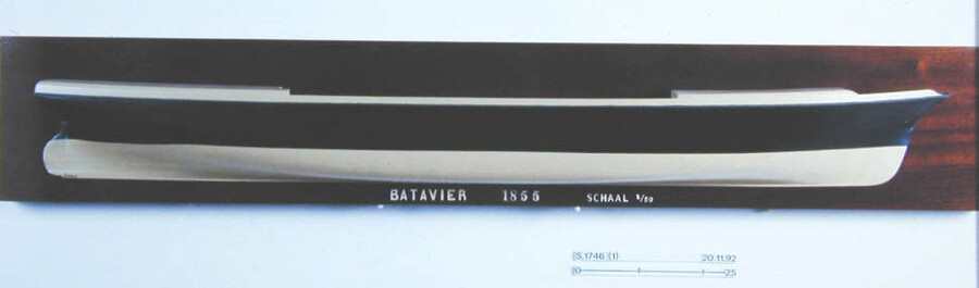 S.1746(01); Halfmodel van het stoomschip Batavier; scheepsmodel