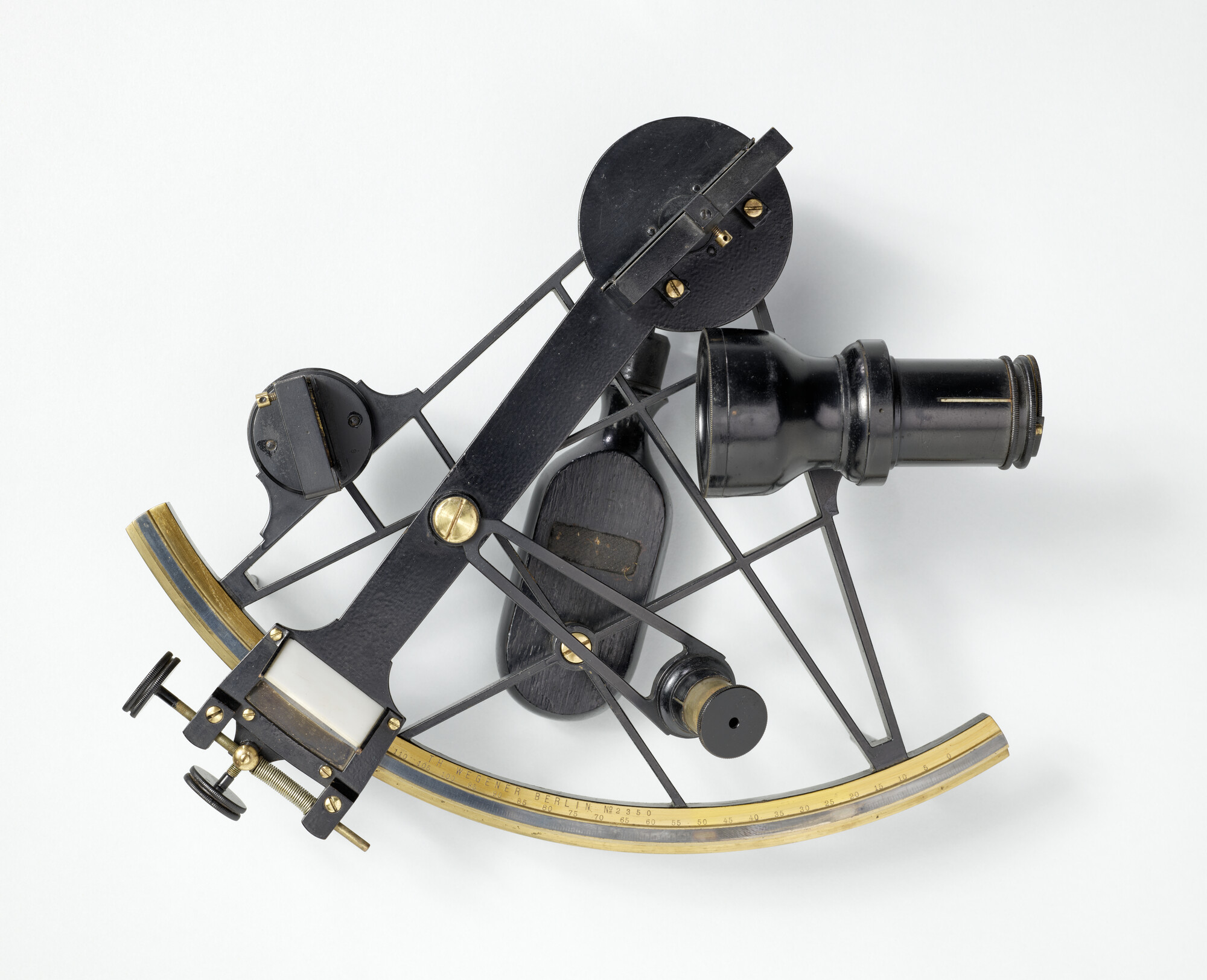 RB.0371(02); Messing lodingsextant (quintant) door Th. Wegener, Berlijn, 1900-25; quintant