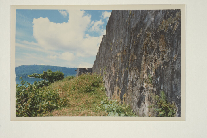 1992.1401; Kleurenfoto's van het Fort 'Duurstede' van de VOC in Indonesië; fotoreportage