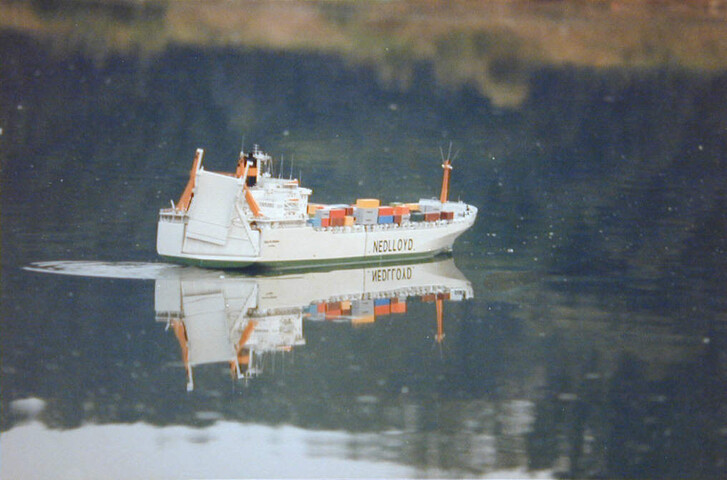 A.5789; Model van het ro/ro-schip Nedlloyd Rosario; scheepsmodel