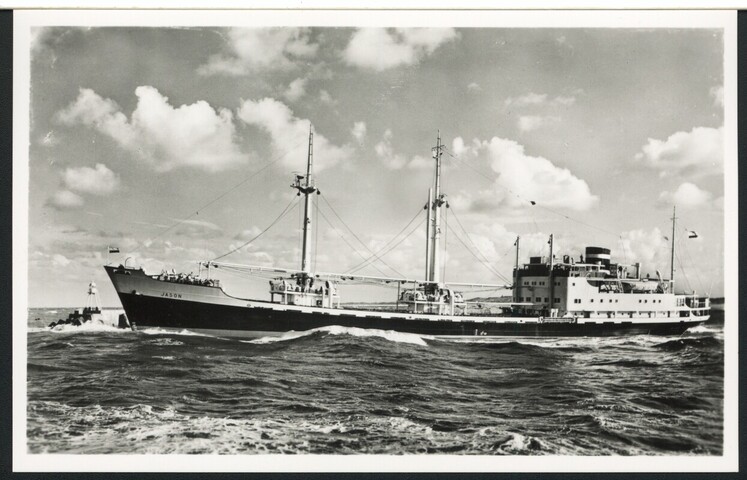 S.6024(68)1; Het vrachtschip ms. Jason van de KNSM; prentbriefkaart
