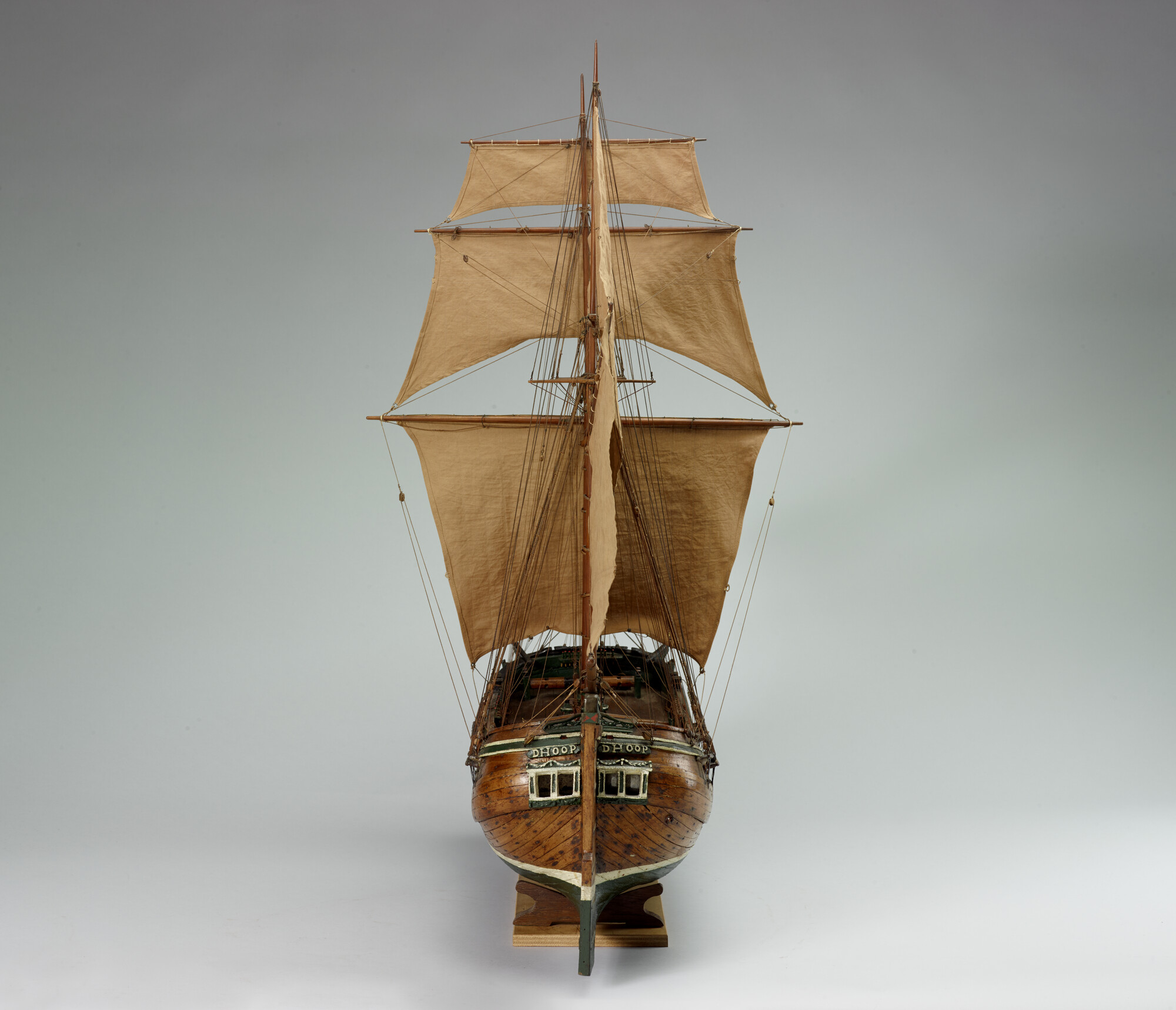 S.0002; Model van het kofschip d'Hoop; scheepsmodel