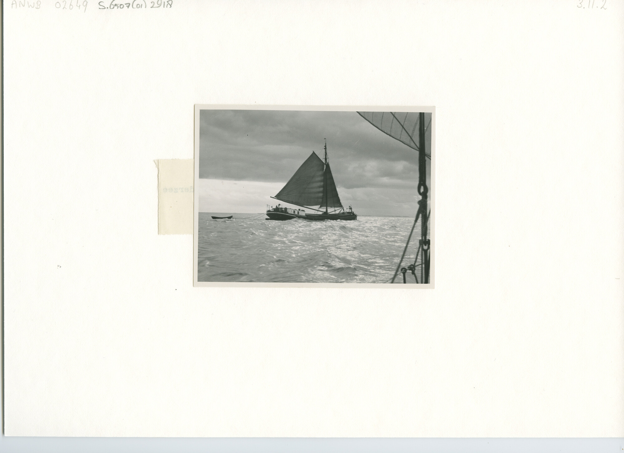 S.6507(01)2918; Klippervrachtschip Unitus-Viribus zeilend voor de wind op de Zuiderzee; foto
