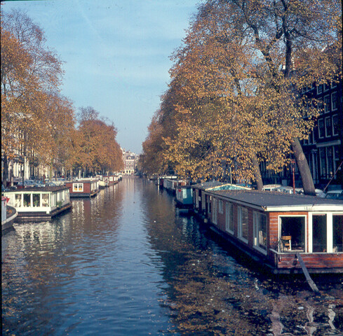 S.9100(3109); Stadsgezicht te Amsterdam; diapositief