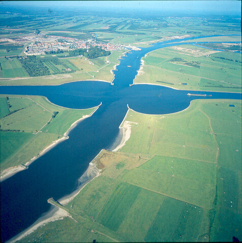 S.9100(7244); Luchtfoto Amsterdam-Rijnkanaal; diapositief