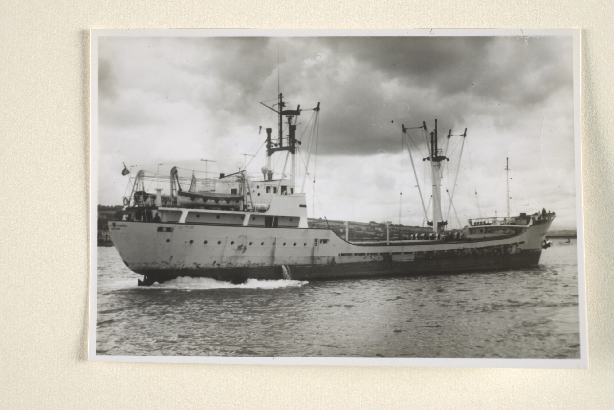 1996.2070; De coaster ms. Elisabeth Holwerda (ex- Anna Borg) van Scheepvaartkantoor [...]; foto