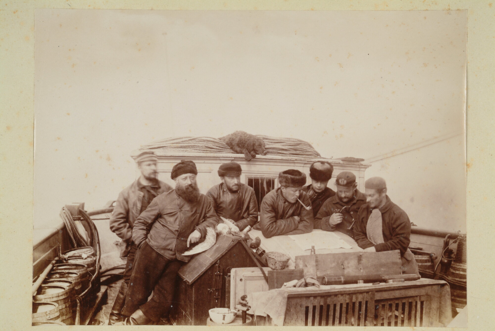 S.2956(09); Album met foto's van de Tweede Noordpoolexpeditie van de Willem Barents; fotoalbum