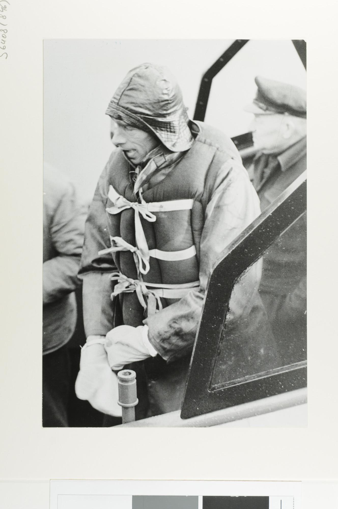 S.6408(0846); De bemanning van de mrb; fotoreportage