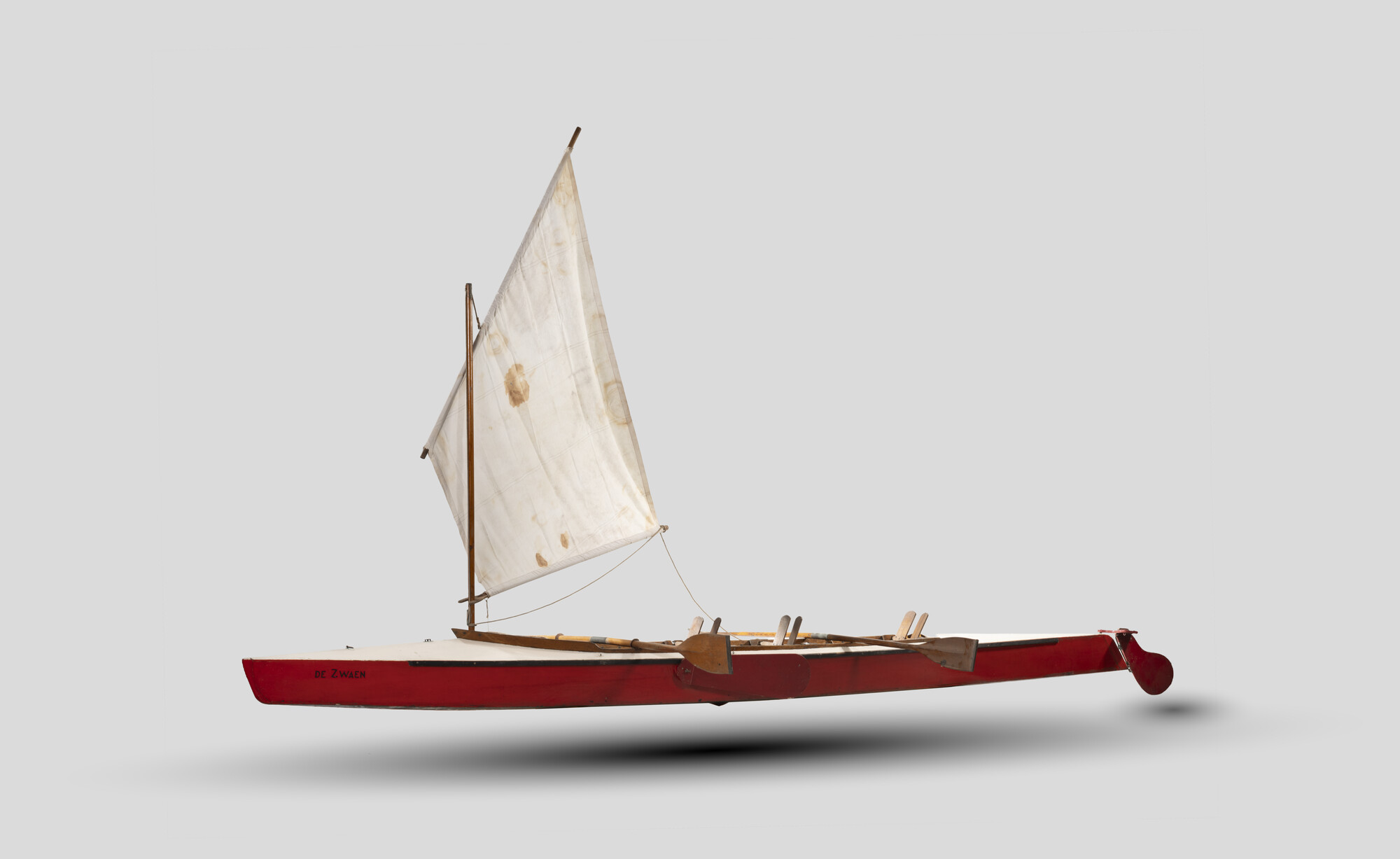 S.6798(02); Emmerzeil, behoort tot de uitrusting van de kano De Zwaen; zeil