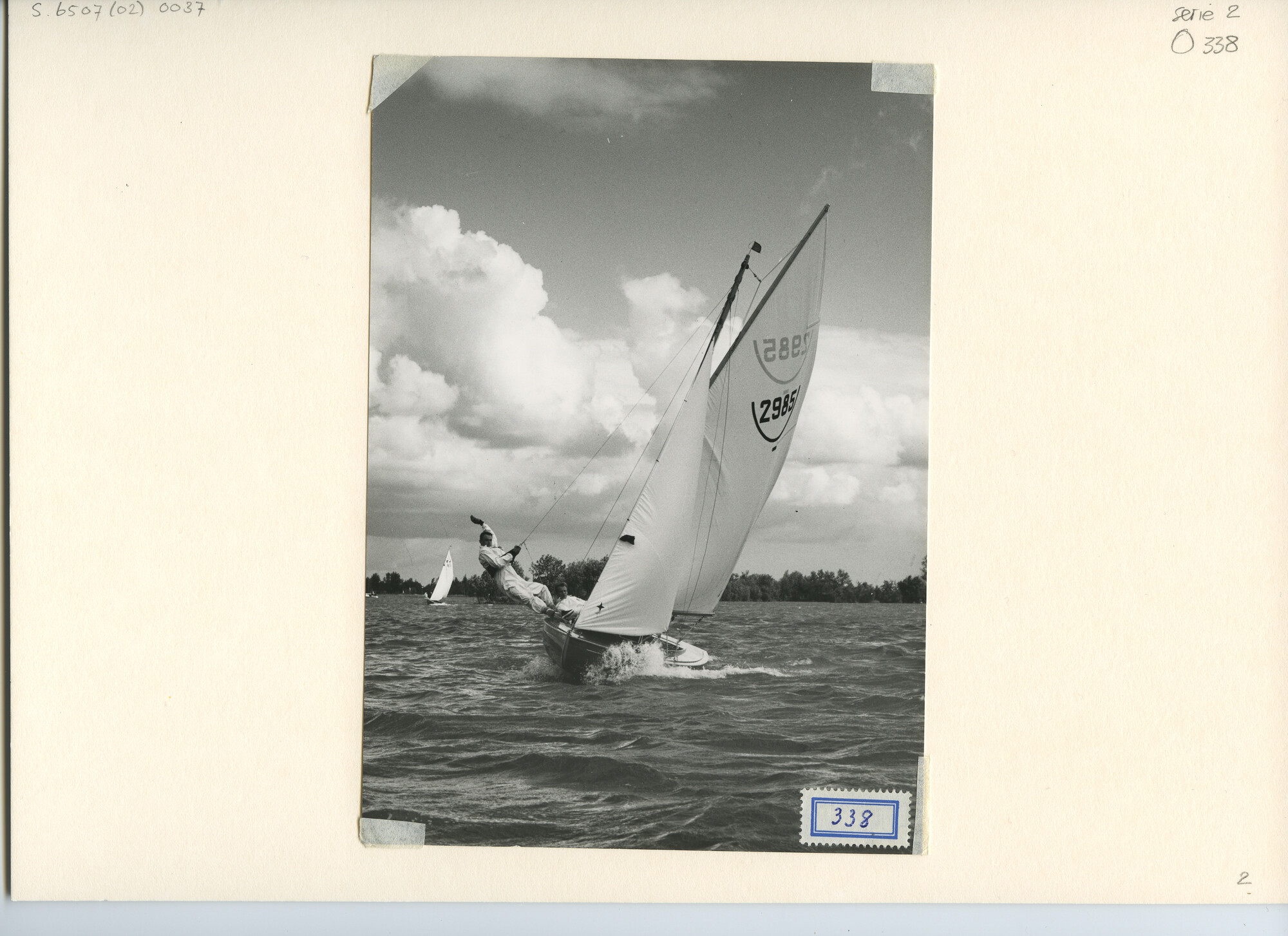 S.6507(02)0037.03; Zwart-wit foto van de 16m² klasse tijdens de Goudse Zeilweek 1961; foto