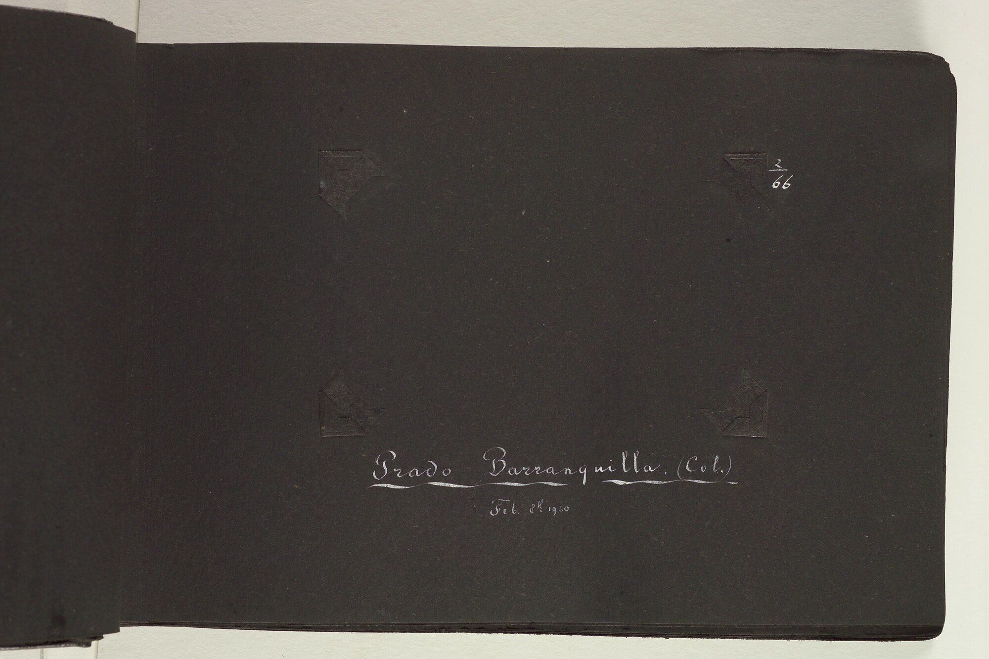 S.6156(06)l; Fotoalbum l) uit een serie van veertien uit de Collectie Job over zijn reizen met ss. 'Stuyvesant' en 'Venezuela' van de KNSM [...]; fotoalbum