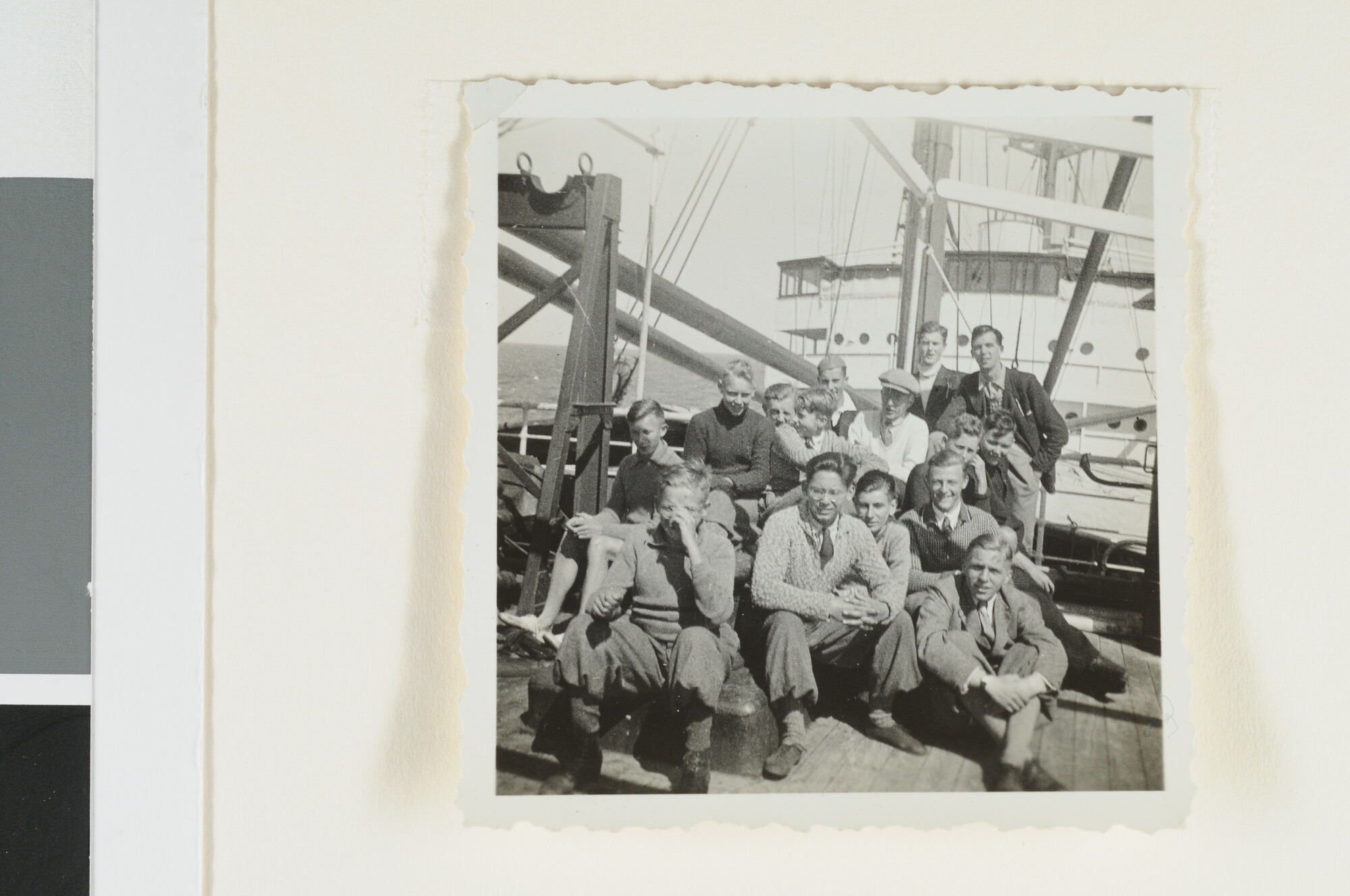 S.6708(01); Fotoimpressies gemaakt tijdens een Tarakan jongensreis in 1935 naar Noorwegen [...]; fotoreportage