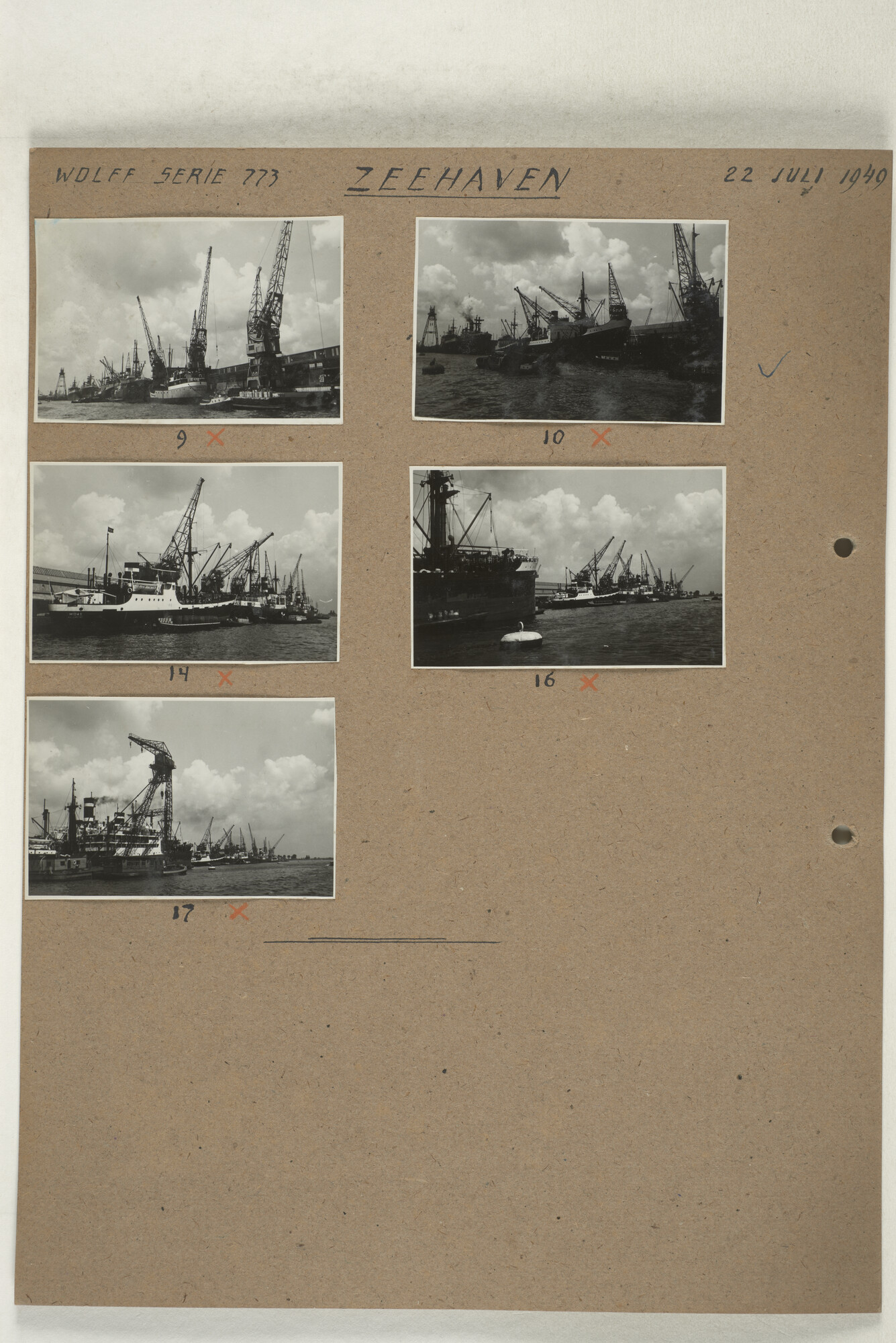 1998.2181; Omslag met een grote hoeveelheid proef foto's gemaakt in opdracht van de Gemeente Handelsinrichtingen en de Vereniging "de Amsterdamsche Haven" te Amsterdam.; omslag