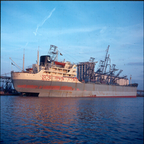 S.9100(0484); Graanoverslag in Amsterdam; diapositief
