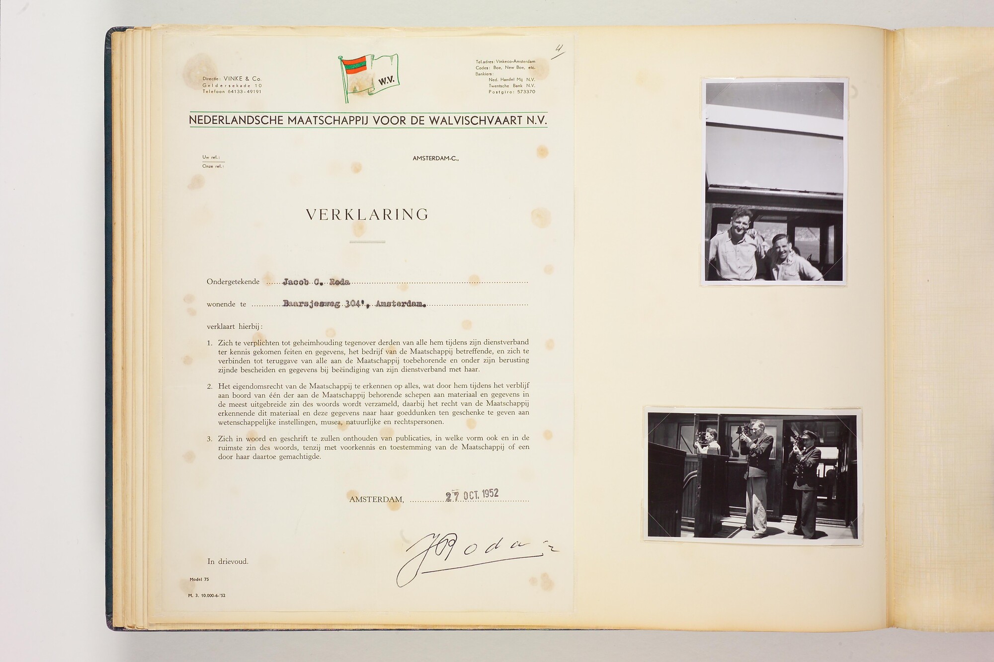 1990.0579; Tweede album met foto's van het walvismoederschip ms. Willem Barendsz (I); fotoalbum