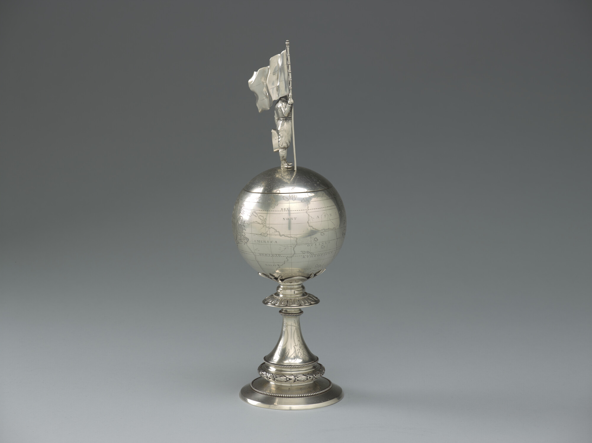 1990.0733; Willem Barents beker, uitgereikt door de Vereniging Willem Barents; trofee (prijs)