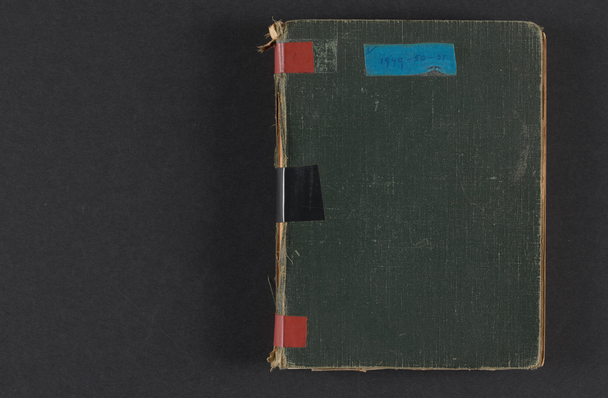 2017.0790; Logboek c.q. fotoalbum van reizen met zeeschouw Grutto in Nederland, 1949-1951; logboek