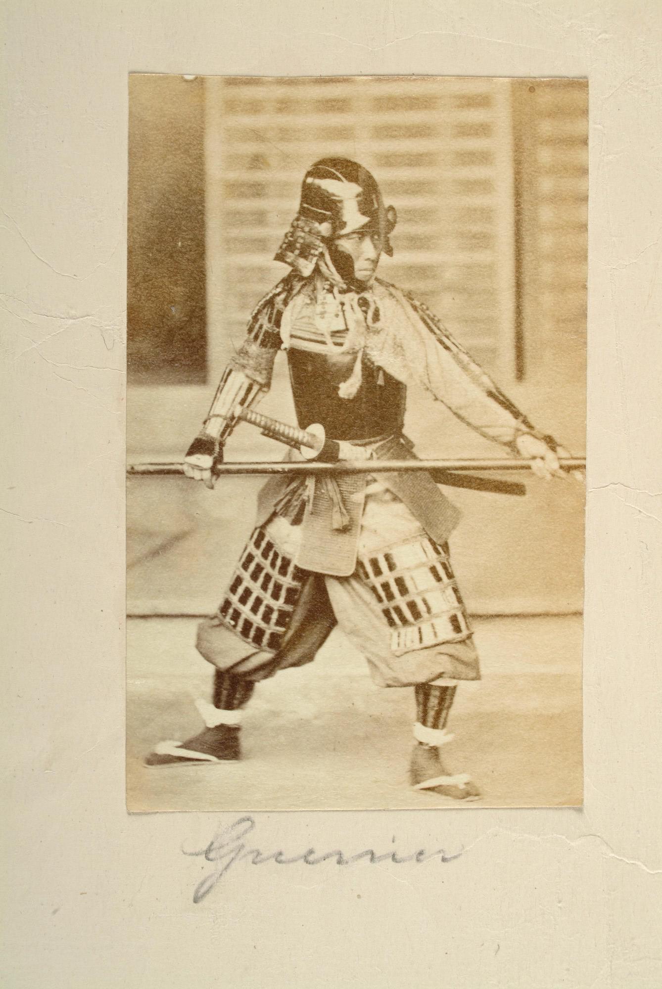 S.3628(02); Album nr. 1 uit een serie van drie van de Nederlandse consul in Japan Dirk de Graeff van Polsbroek; fotoalbum
