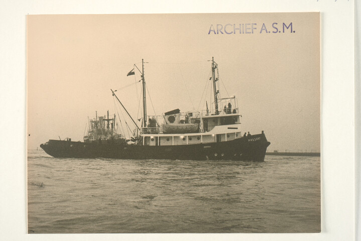 S.5219(12)0241; Fotos van de proefvaart van de bergings- en brandblussleepboot Passaat [...]; fotoreportage