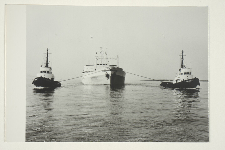 S.5219(12)0408; De havensleepboten Schelde I en Schelde II [...]; foto