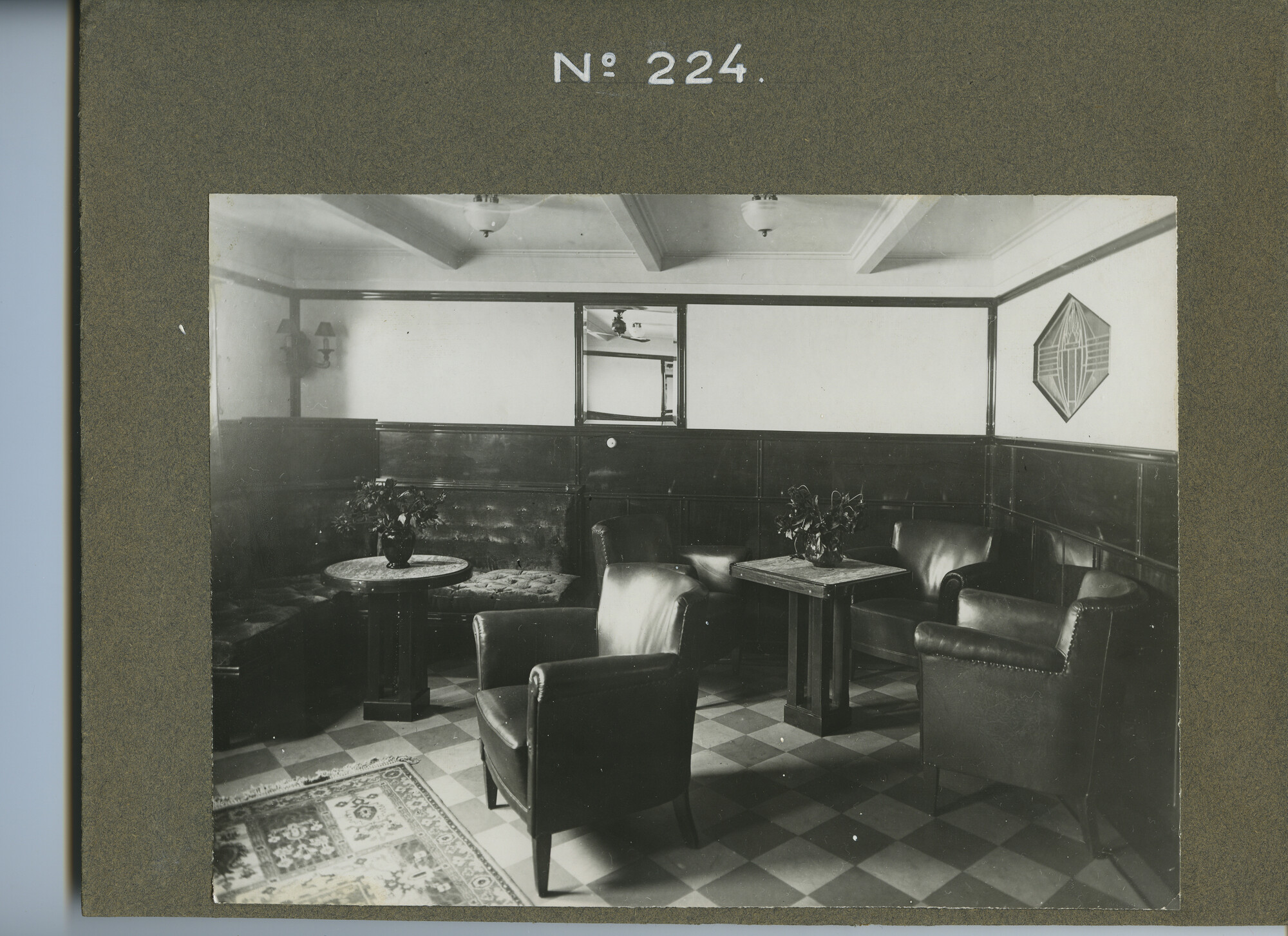 S.5444(1010)4; Foto van het interieur van het vrachtschip ms. Tricolor; foto