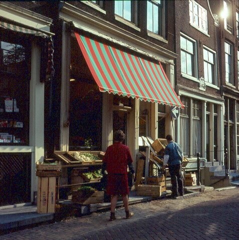 S.9100(0979); Stadsgezicht in Amsterdam; diapositief