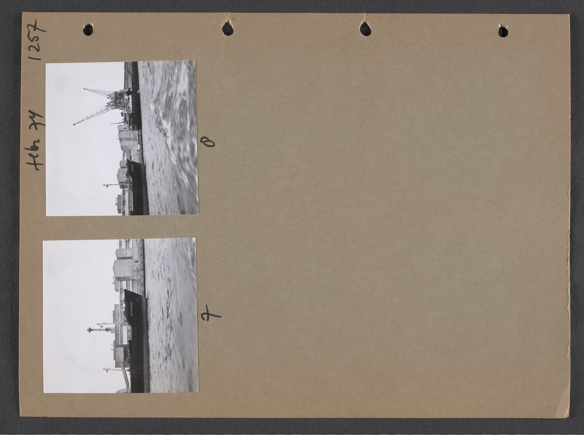 S.9102(32); Multomap met foto's door Ben Burgers, samengesteld door de Vereniging De Amsterdamsche Haven; foto