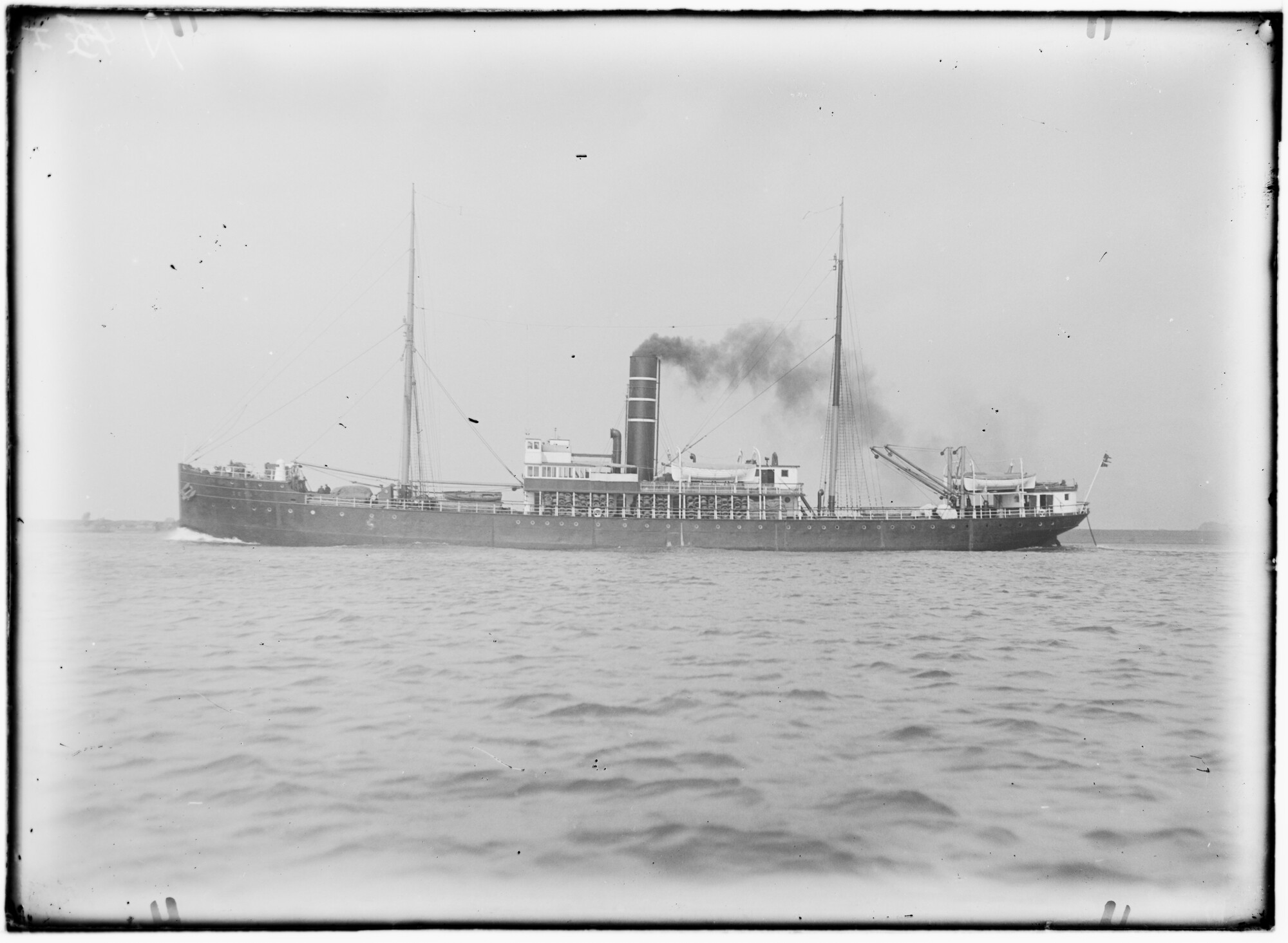 2018.1867; Glasnegatief van het vrachtschip Zeta (Noors, 1886); glasnegatief