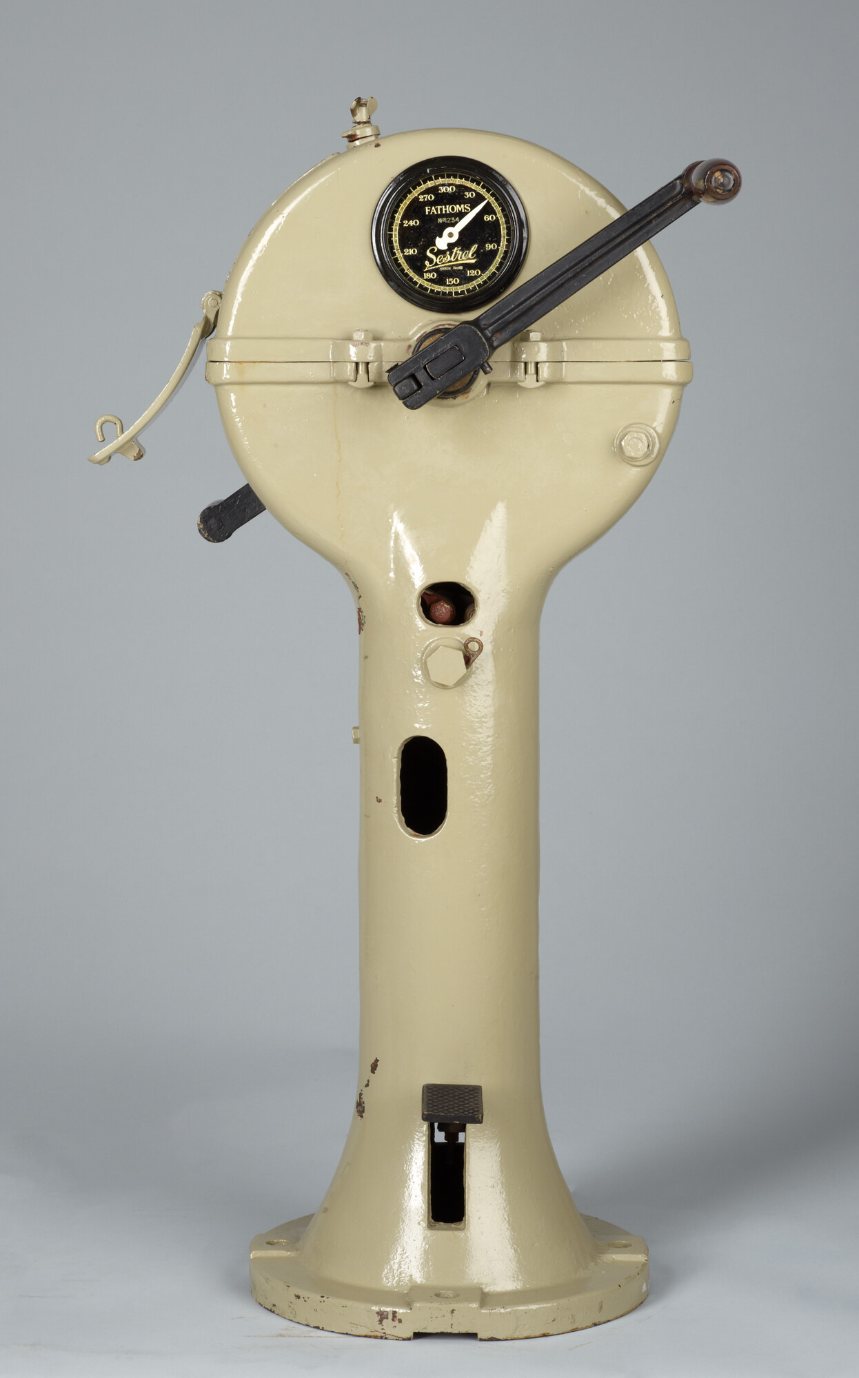 S.4319; Mechanisch lood (type Thomson) door Browne & Son Ltd, Barking & Londen, circa 1960; Thomson lodingsmachine