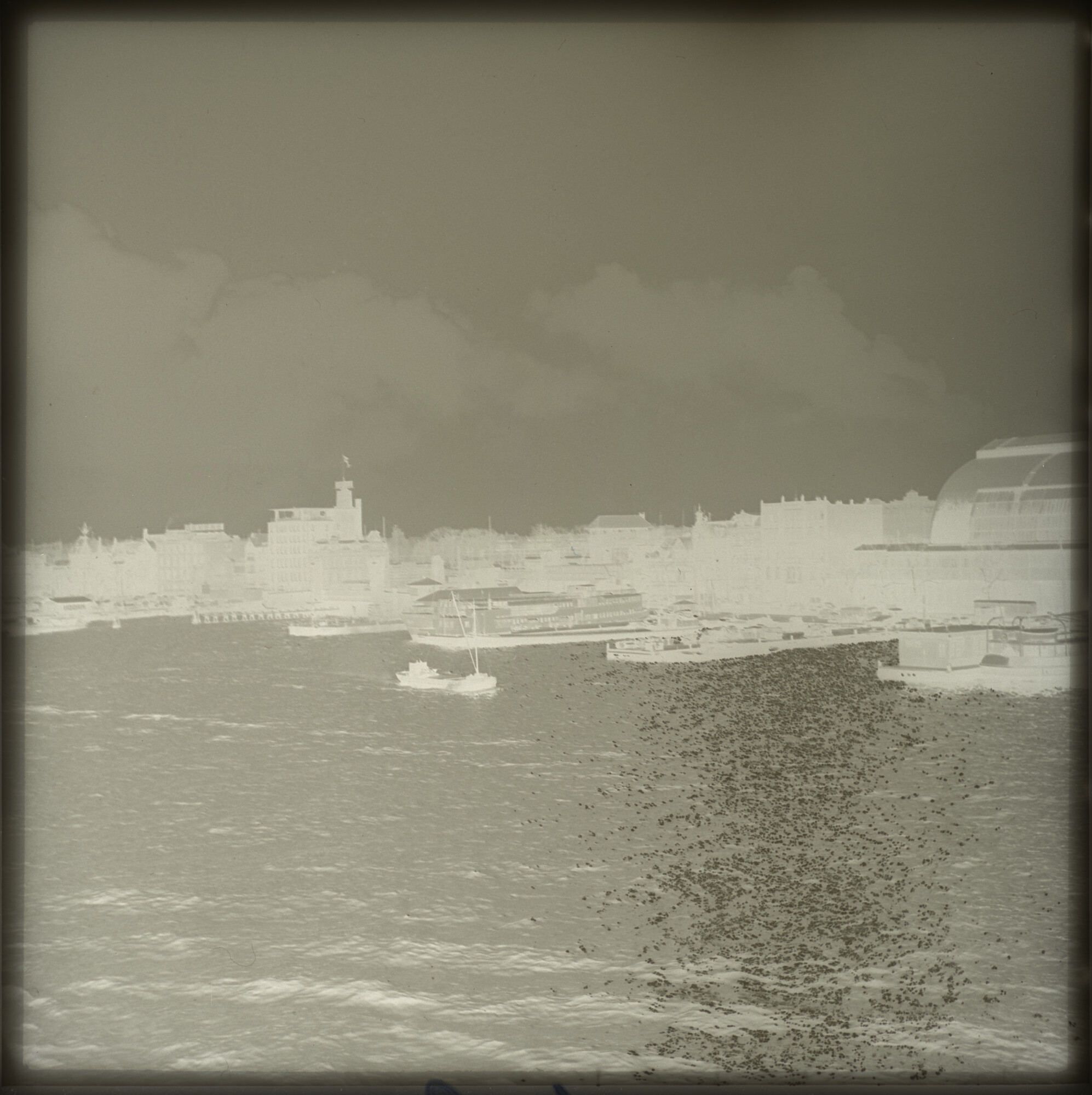 A.5263(02); Negatieven van een reis met het vrachtschip 'Woltersum' van de Stoomvaart; negatief