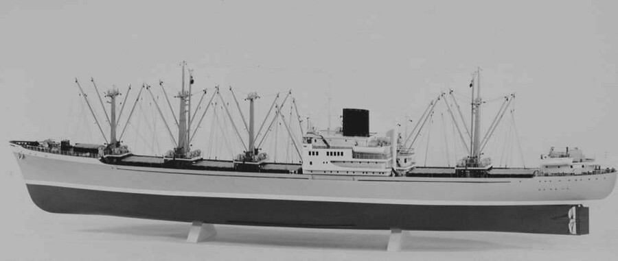 A.5661; Model van het vrachtschip ms. Maaslloyd; scheepsmodel