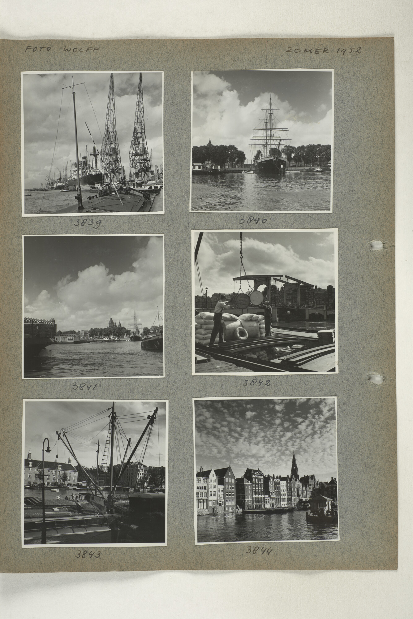 1998.2182; Omslag (voorheen ordner) met een grote hoeveelheid proef foto's van de haven en de stad van Amsterdam; omslag