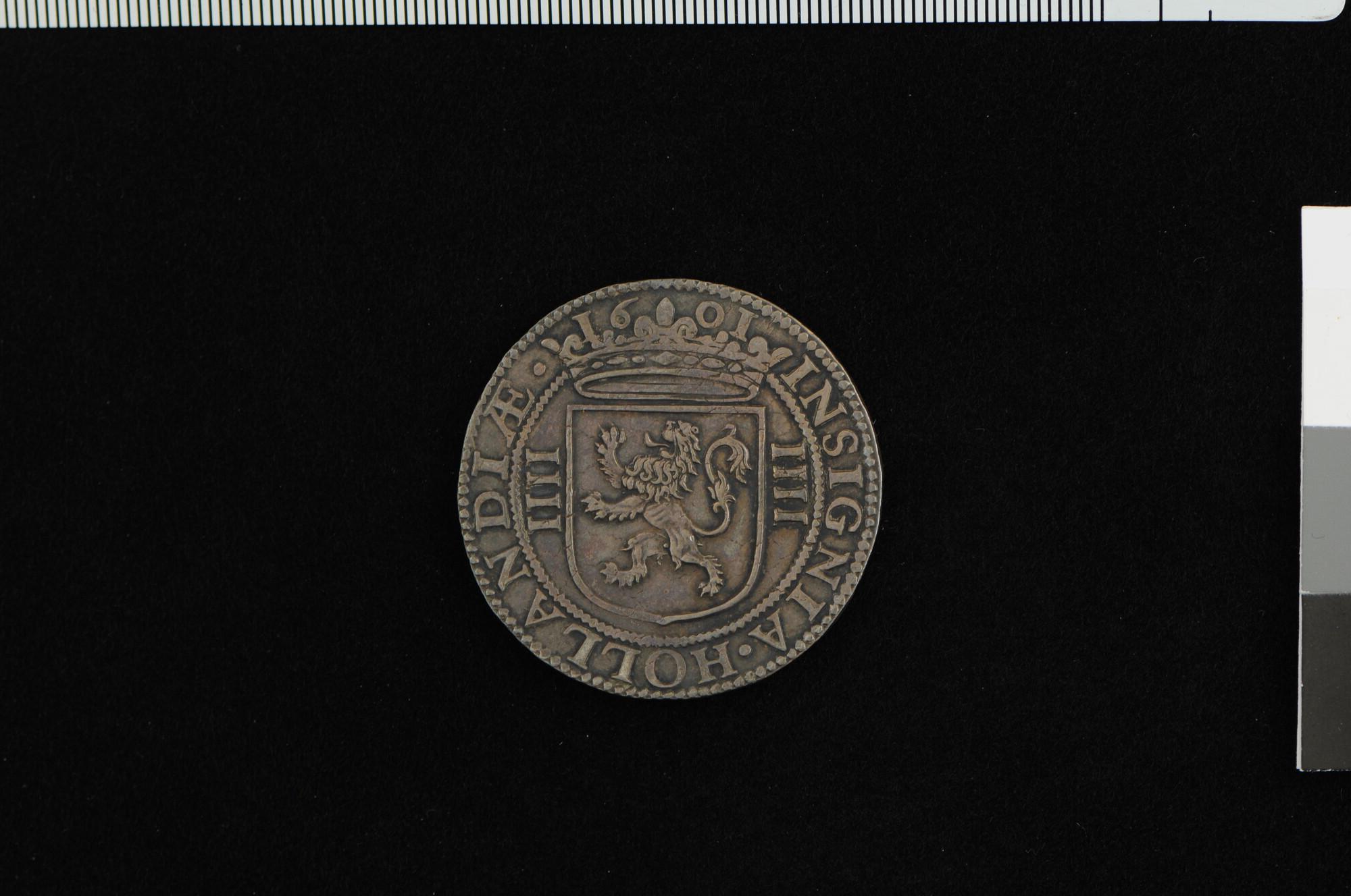 A.0023(057); Zilveren reaal van achten van de Verenigde Amsterdamse Compagnie, 1601; munt