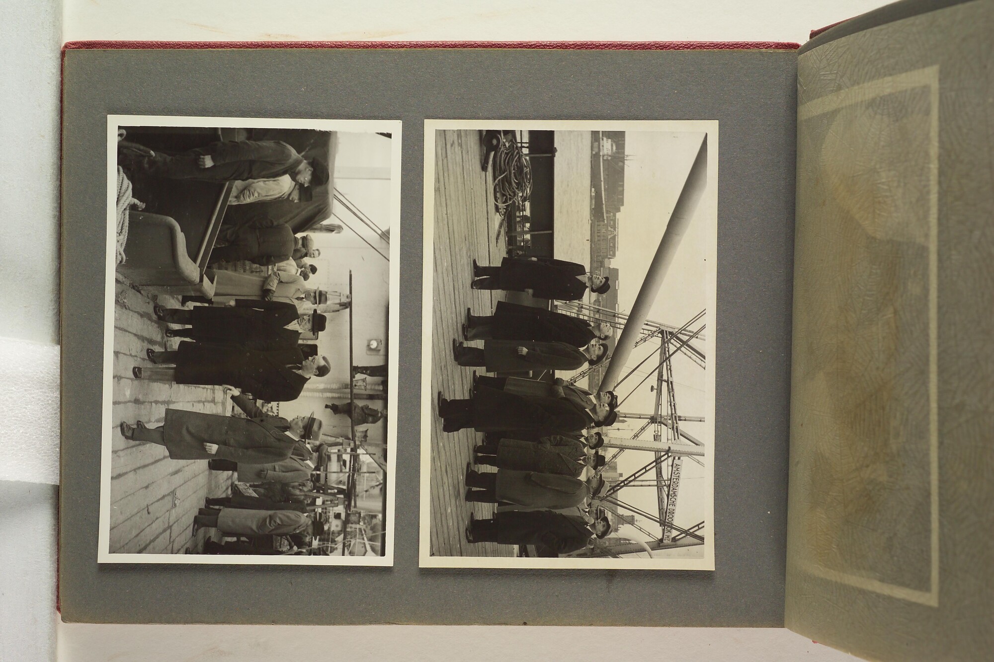 1996.1629; Foto's gemaakt aan boord van het walvismoederschip ms. Willem Barendsz (I); fotoalbum